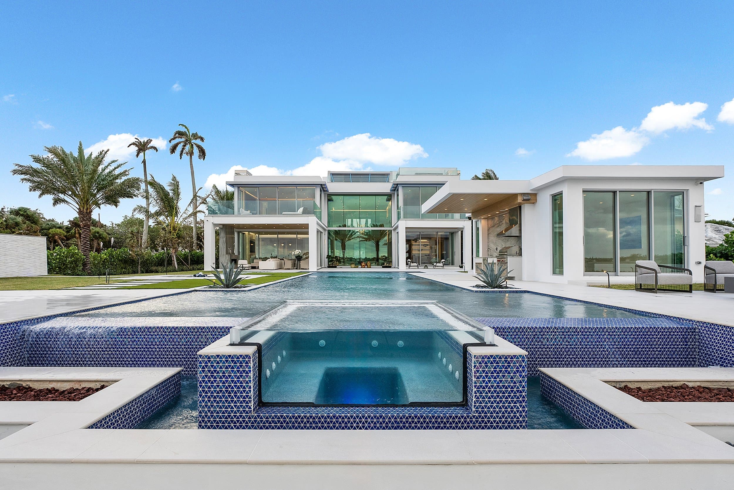 Portfolio - 3030 Washington